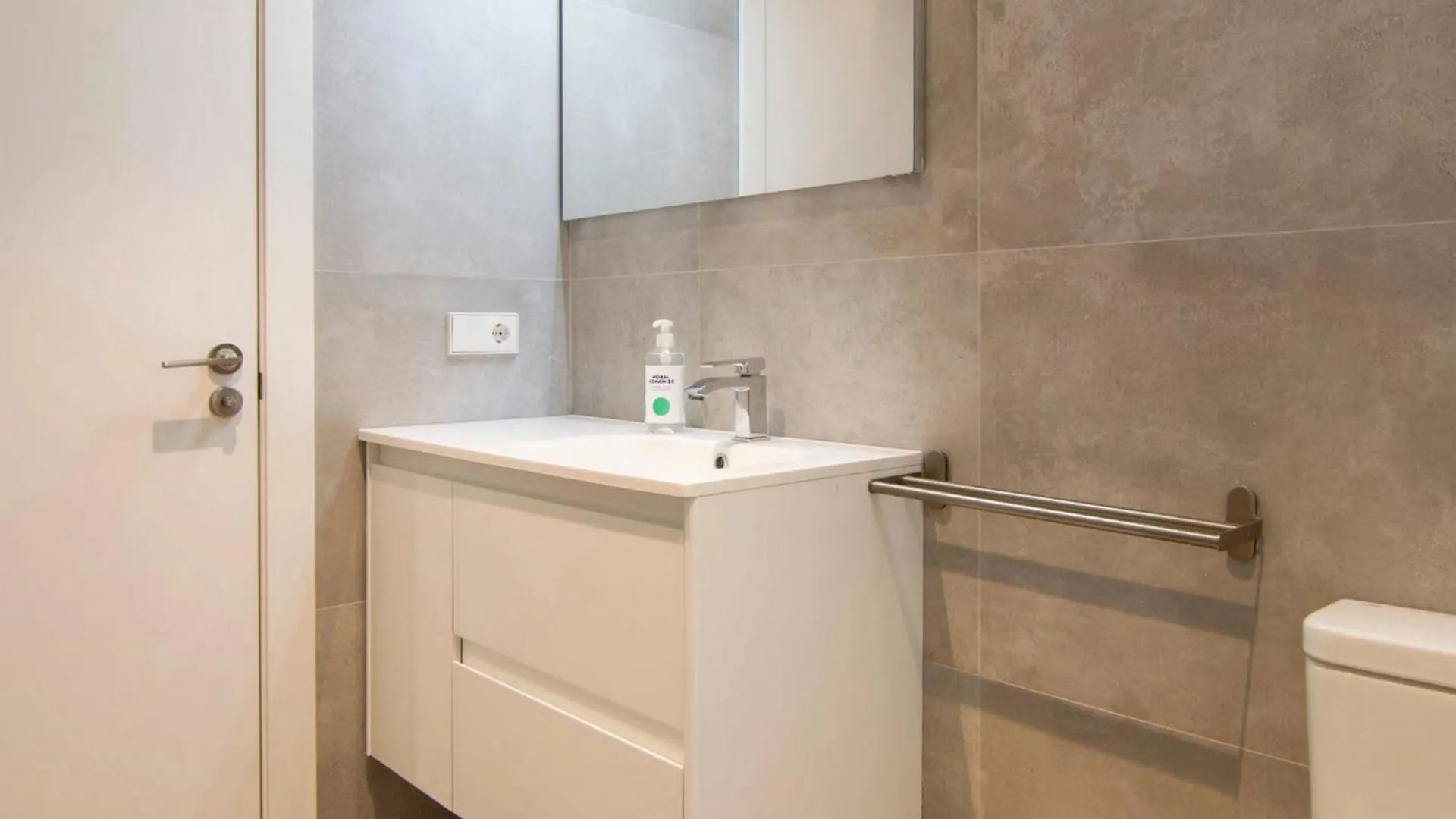 Schoen Und Komfortabel Ferienwohnung Berlín 0*,  Německo